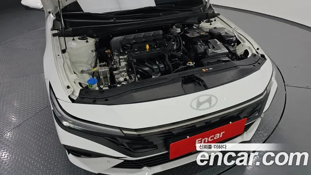 Hyundai Avante CN7 — Фото автомобиля 9