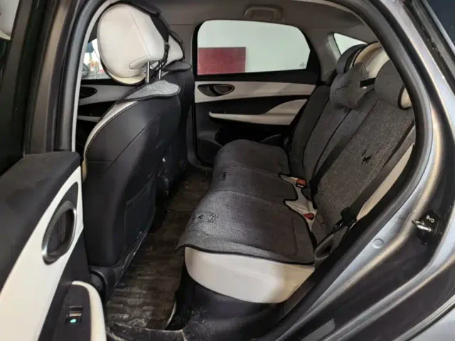 BYD Seal 05 DM-i — Фото автомобиля 16