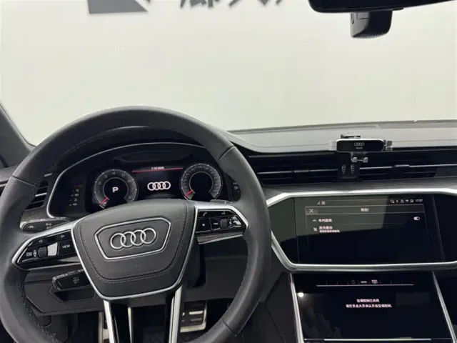 Audi A6L — Фото автомобиля 11
