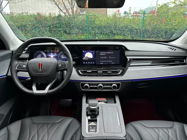 Hongqi HS5 — Фото автомобиля 5