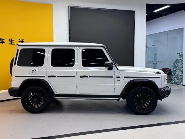 Mercedes-Benz G-Class — Фото автомобиля 4