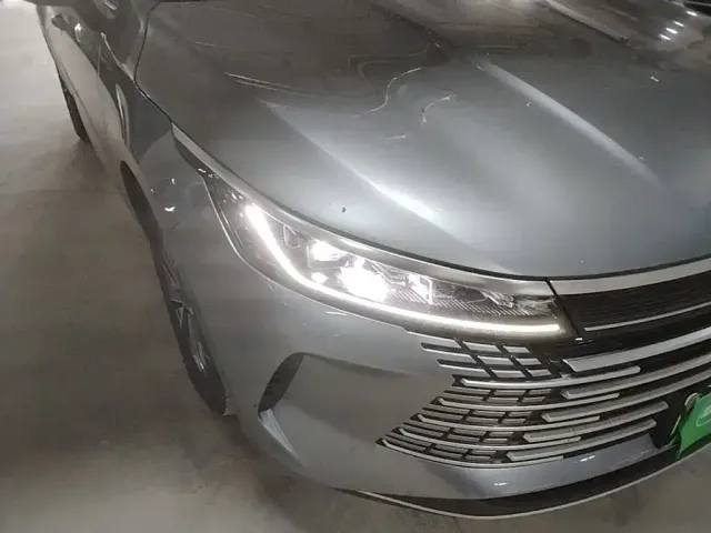 BYD Destroyer 05 2024 Glory Edition DM-i 55KM Luxury — Фото автомобиля 9
