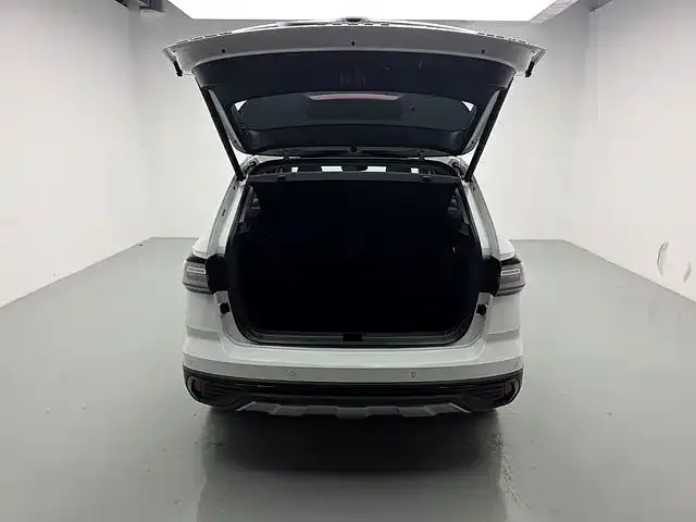 Volkswagen Tharu — Фото автомобиля 12