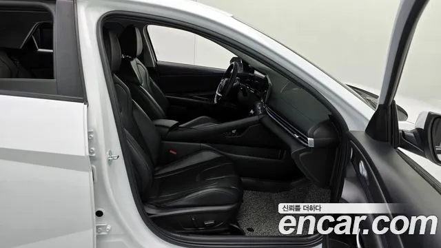 Hyundai Avante CN7 — Фото автомобиля 11
