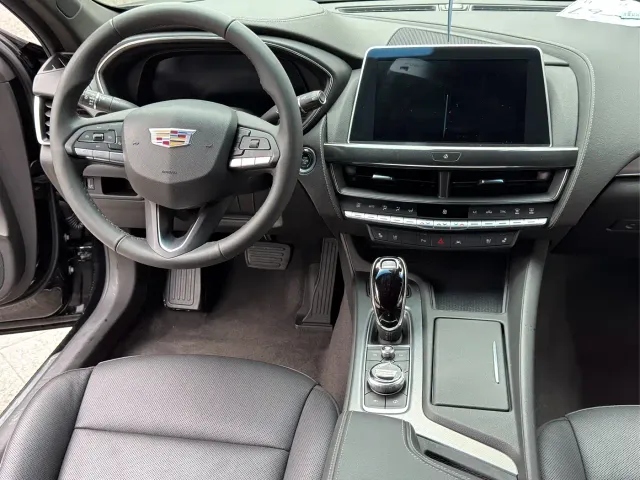 Cadillac CT5 — Фото автомобиля 8