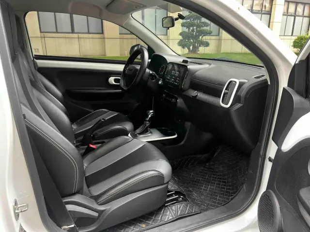 Roewe Clever — Фото автомобиля 7