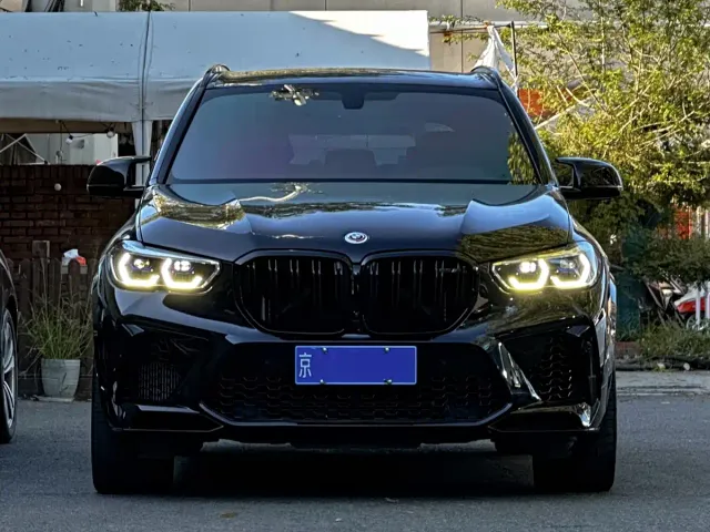 BMW X5 M — Фото автомобиля 2