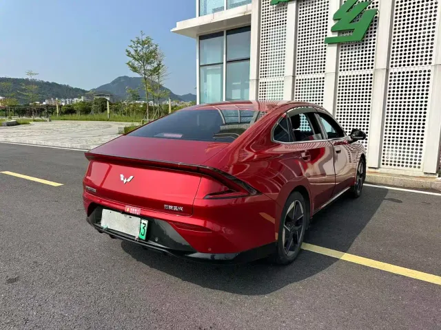 Wuling Starlight — Фото автомобиля 28