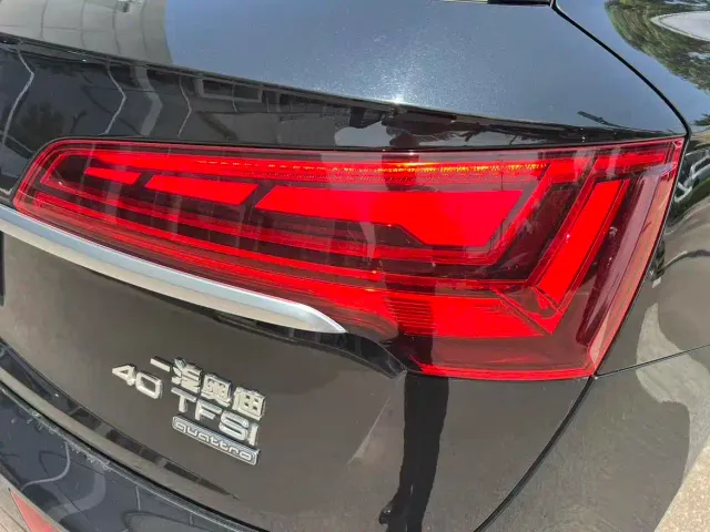 Audi Q5L — Фото автомобиля 11
