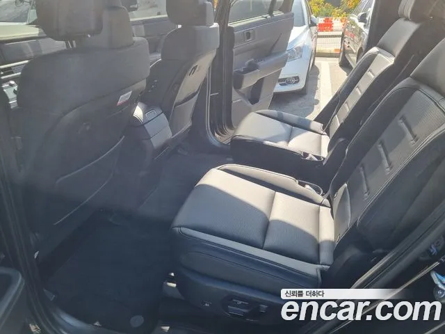 Hyundai Santa Fe — Фото автомобиля 14