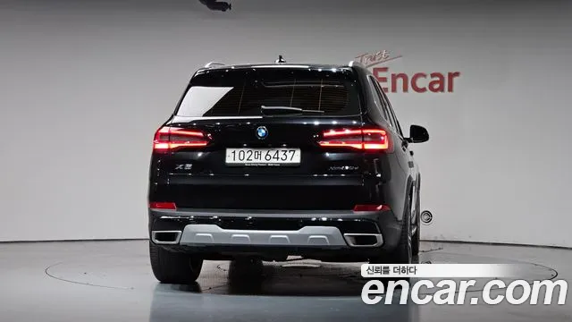 BMW X5 — Фото автомобиля 2