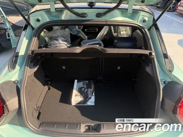 MINI Cooper 4th Gen — Фото автомобиля 17