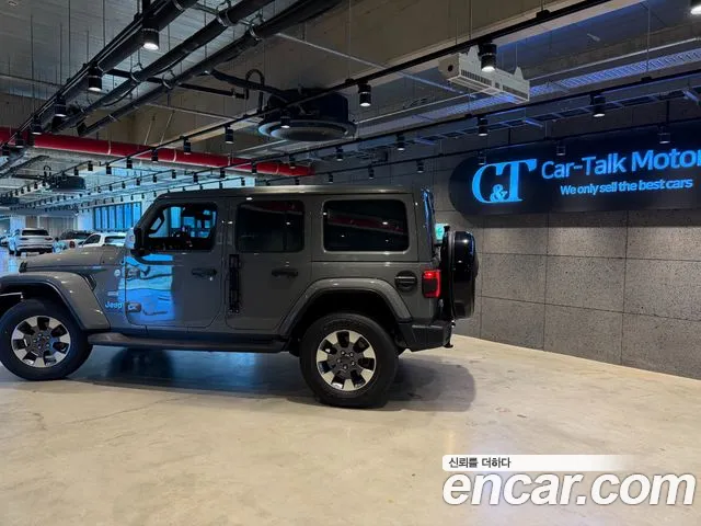 Jeep Wrangler — Фото автомобиля 4
