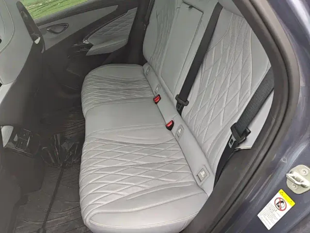 BYD Seal — Фото автомобиля 12