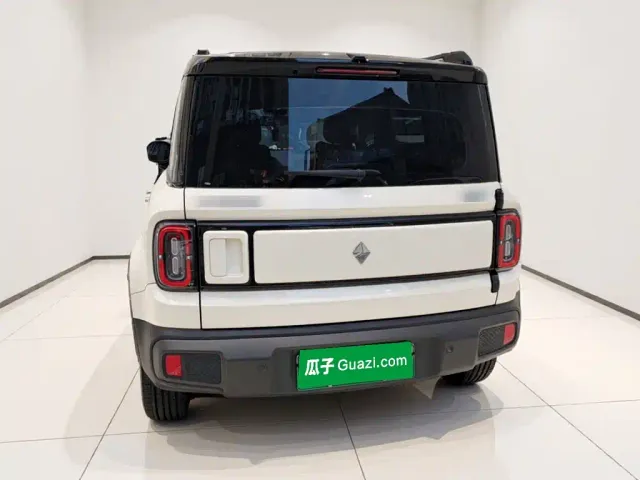 Baojun Yep Plus — Фото автомобиля 3