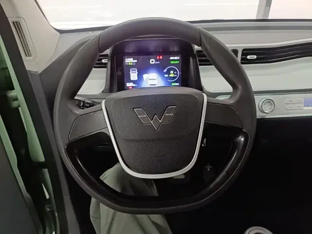 Wuling Hongguang Mini EV — Фото автомобиля 10