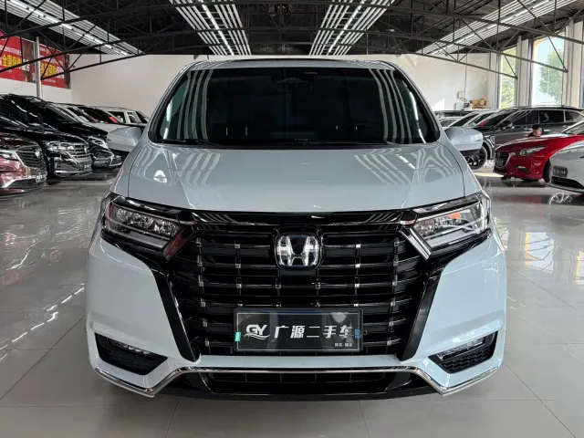 Honda Elysion — Фото автомобиля 2