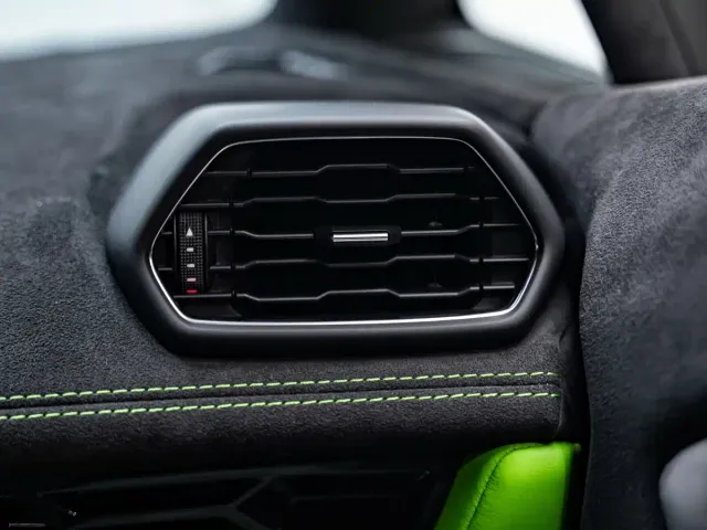 Lamborghini Huracan — Фото автомобиля 16