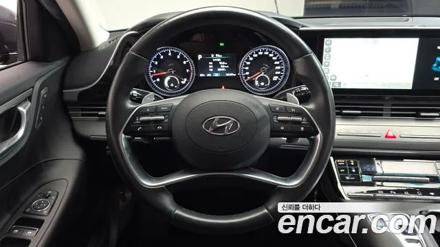 Hyundai Grandeur New — Фото автомобиля 20
