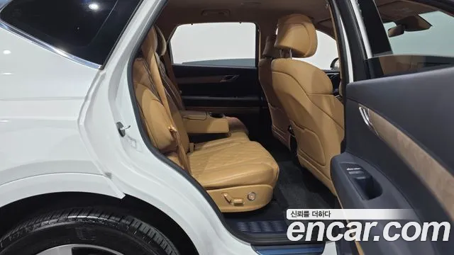 Genesis GV80 — Фото автомобиля 17