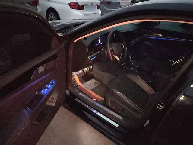 Volkswagen Passat — Фото автомобиля 15