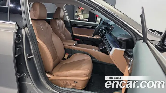 Hyundai Grandeur GN7 — Фото автомобиля 17