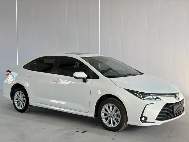 Toyota Corolla — Фото автомобиля 7