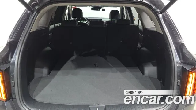 Kia Sorento Sorento 4-е поколение Бензин 2.5T 2WD — Фото автомобиля 15