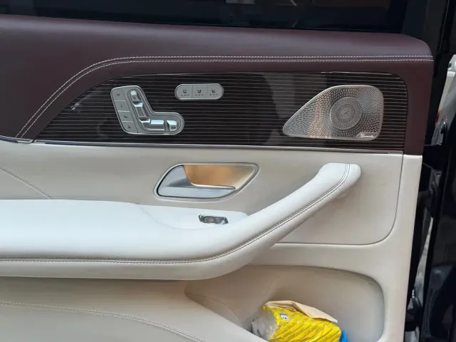 Mercedes-Benz GLS-Class — Фото автомобиля 9