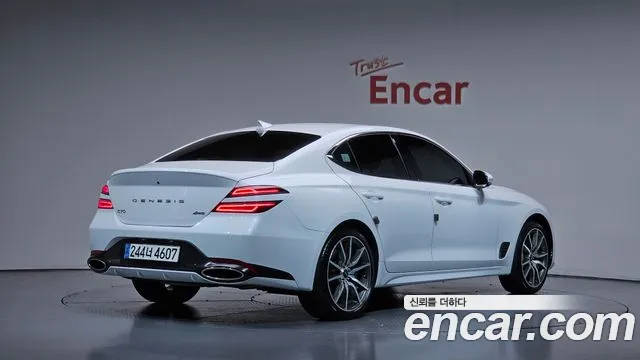Genesis G70 New — Фото автомобиля 2