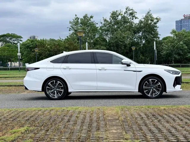 Chery Arrizo 8 PRO — Фото автомобиля 24