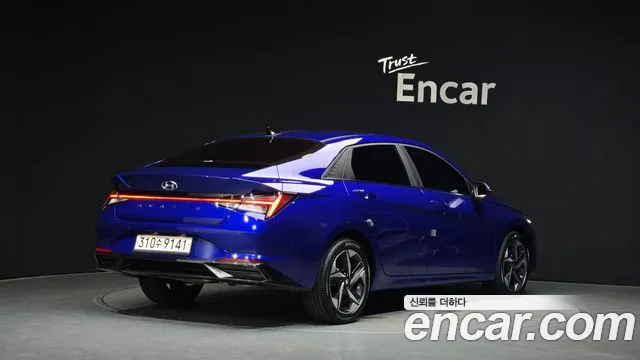 Hyundai AVANTE Avante (CN7) — Фото автомобиля 2