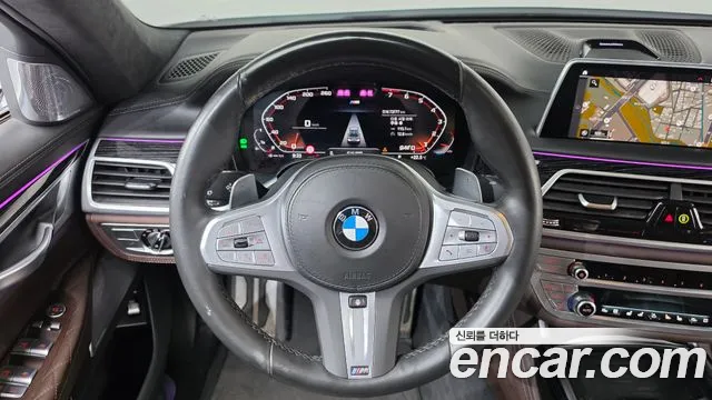 BMW 7 Series — Фото автомобиля 14