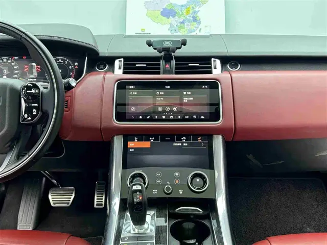 Land Rover Range Rover Sport — Фото автомобиля 10