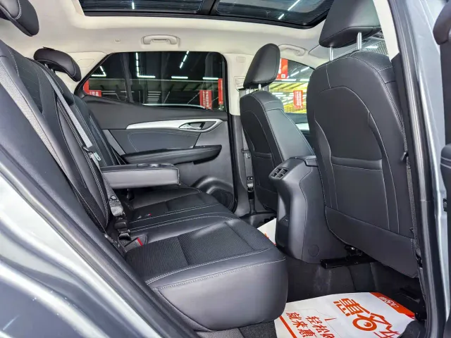Buick Envision S — Фото автомобиля 15