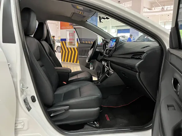Toyota Vios — Фото автомобиля 10