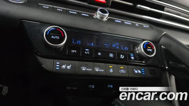 Hyundai AVANTE Avante (CN7) — Фото автомобиля 14