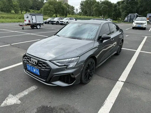 Фотография автомобиля — Audi A3