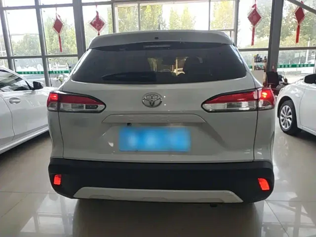 Toyota Corolla Cross — Фото автомобиля 5