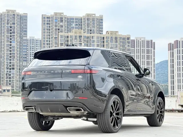 Land Rover Range Rover Sport — Фото автомобиля 10