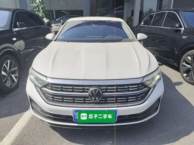 Volkswagen Sagitar — Фото автомобиля 2