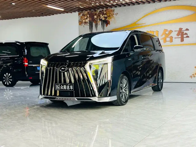 Фотография автомобиля — GAC Trumpchi M8