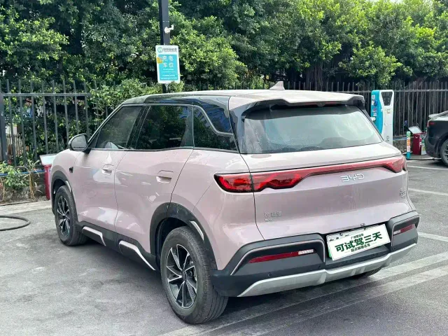 BYD Yuan UP — Фото автомобиля 8