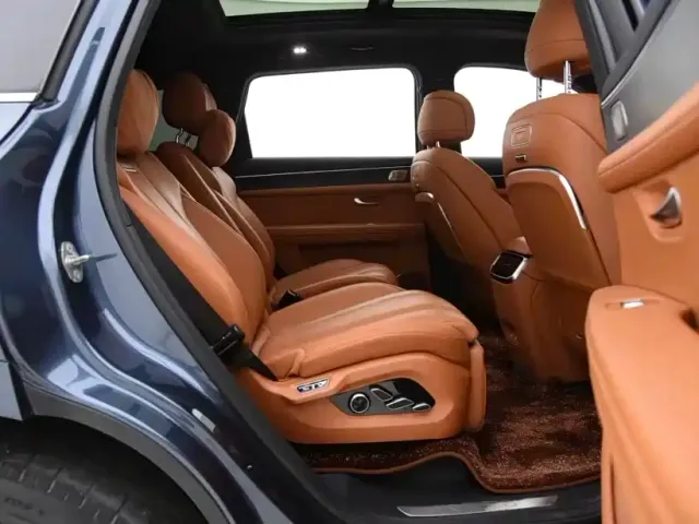 Aito M7 — Фото автомобиля 5