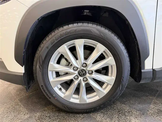 Toyota Corolla Cross — Фото автомобиля 13