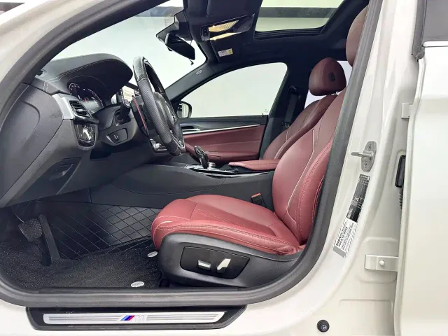 BMW 5 Series — Фото автомобиля 10
