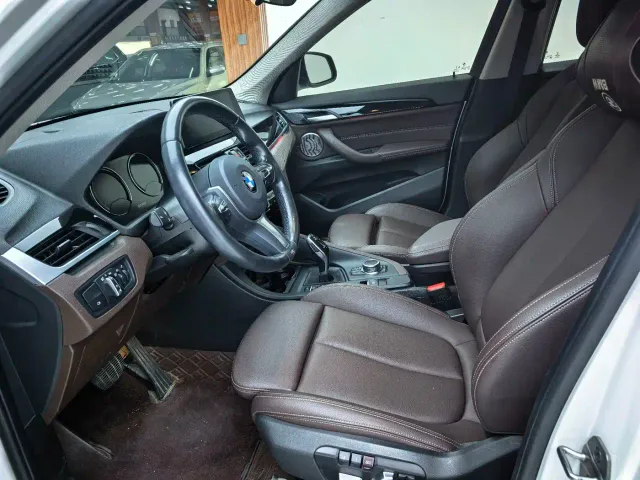 BMW X1 — Фото автомобиля 4