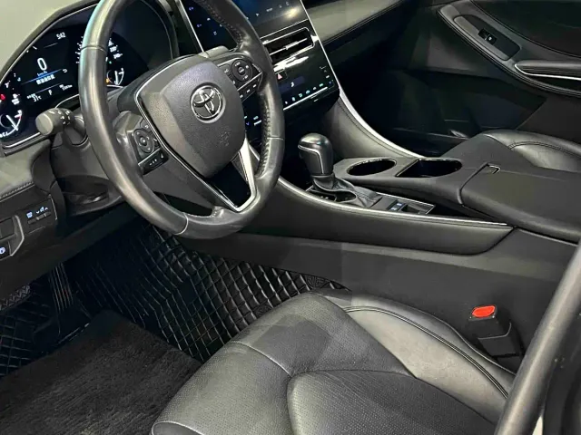 Toyota Avalon — Фото автомобиля 7