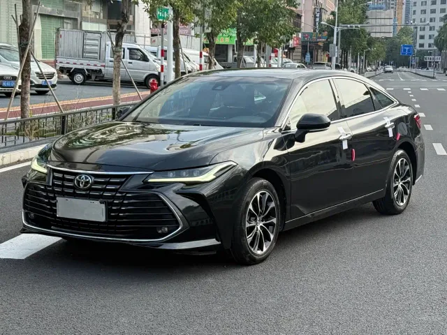 Фотография автомобиля — Toyota Avalon