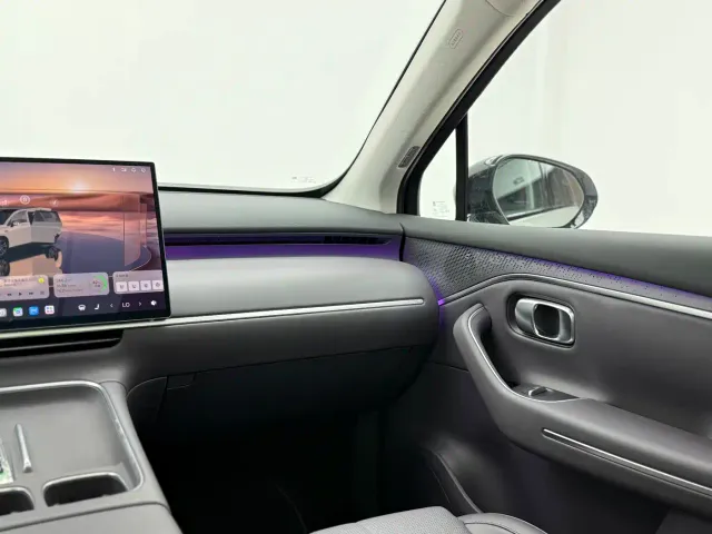Leapmotor C10 — Фото автомобиля 18